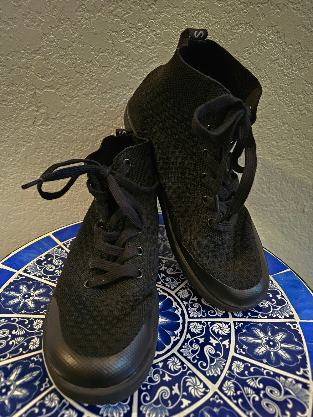 SUAVS Legacy Black Knit High-Top Lace-Up Sneakers Size 8